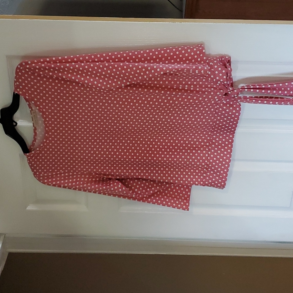 Rose colored blouse like new